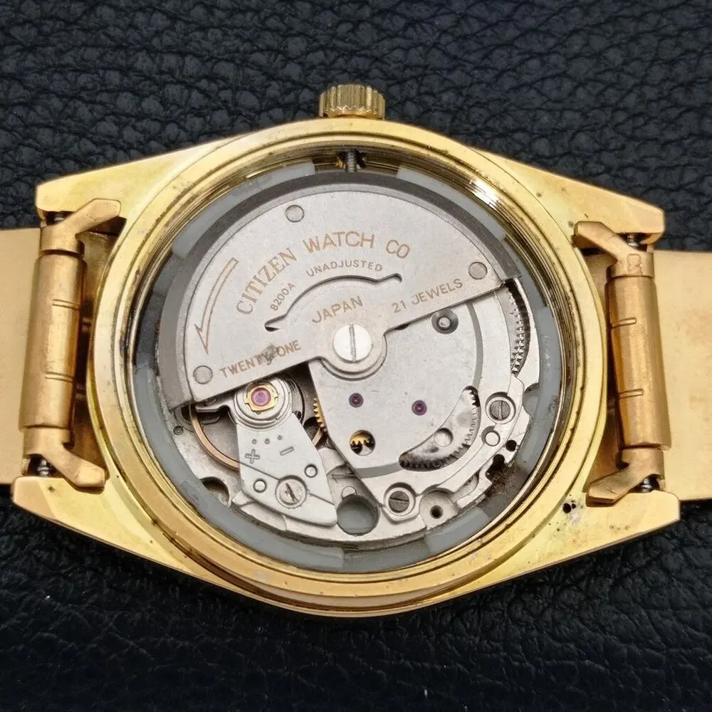 Vintage 1985 Citizen Automatic Mens Gold Watch W/daydate & Red accents